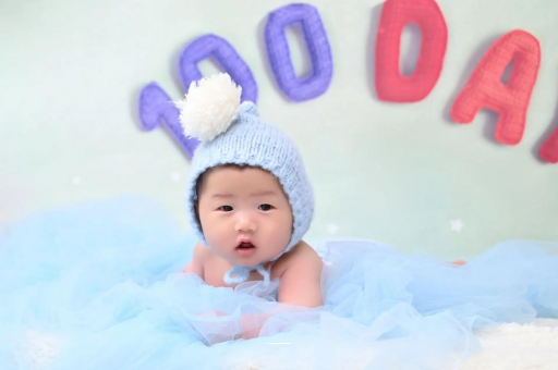 驻马店宝宝头稳最晚是几个月